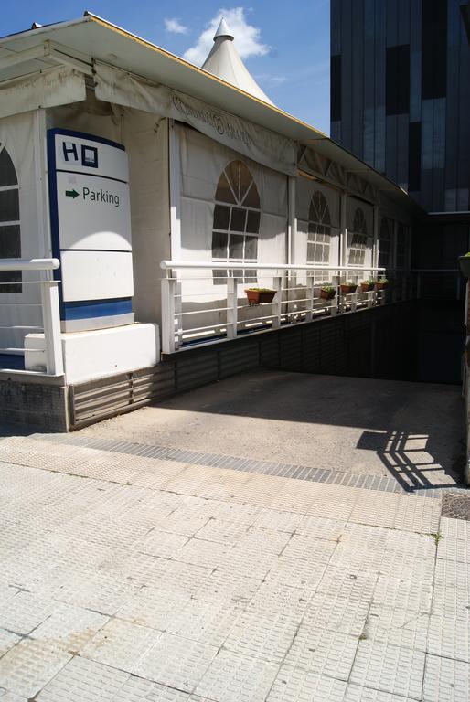 Hotel Yit Ciudad De Saragozza Esterno foto