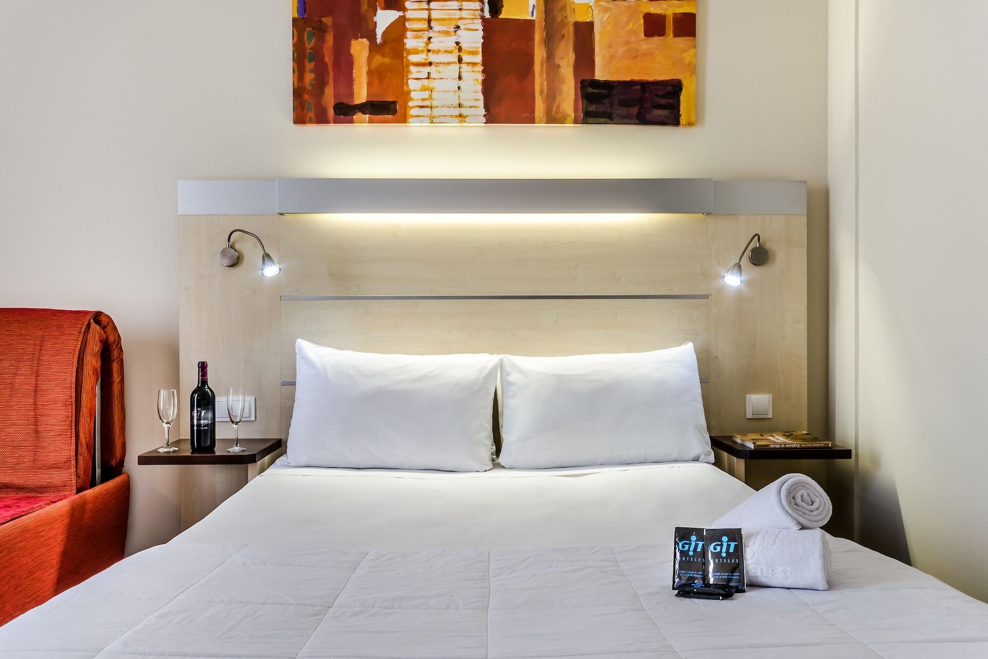 Hotel Yit Ciudad De Saragozza Esterno foto
