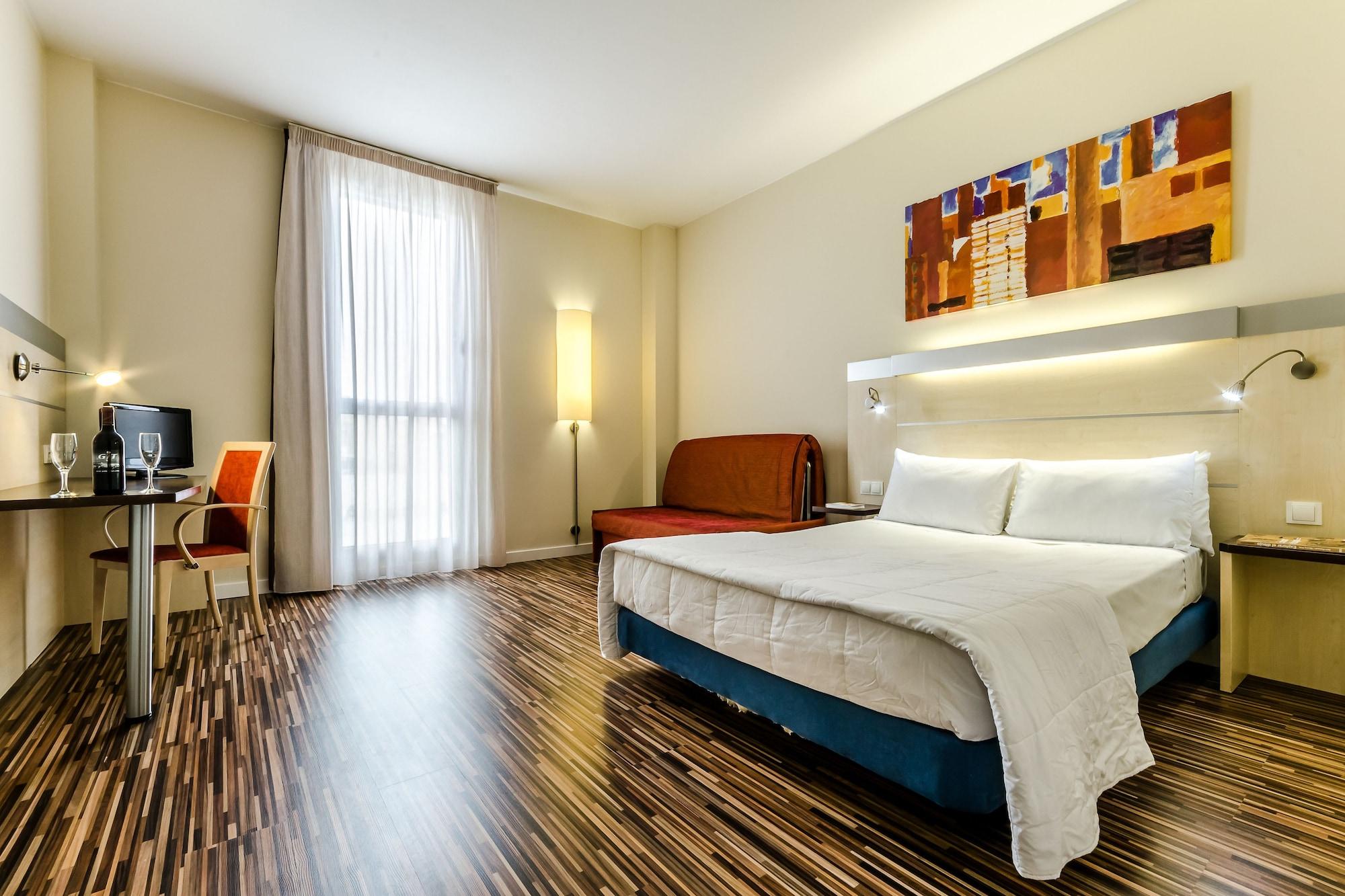 Hotel Yit Ciudad De Saragozza Esterno foto